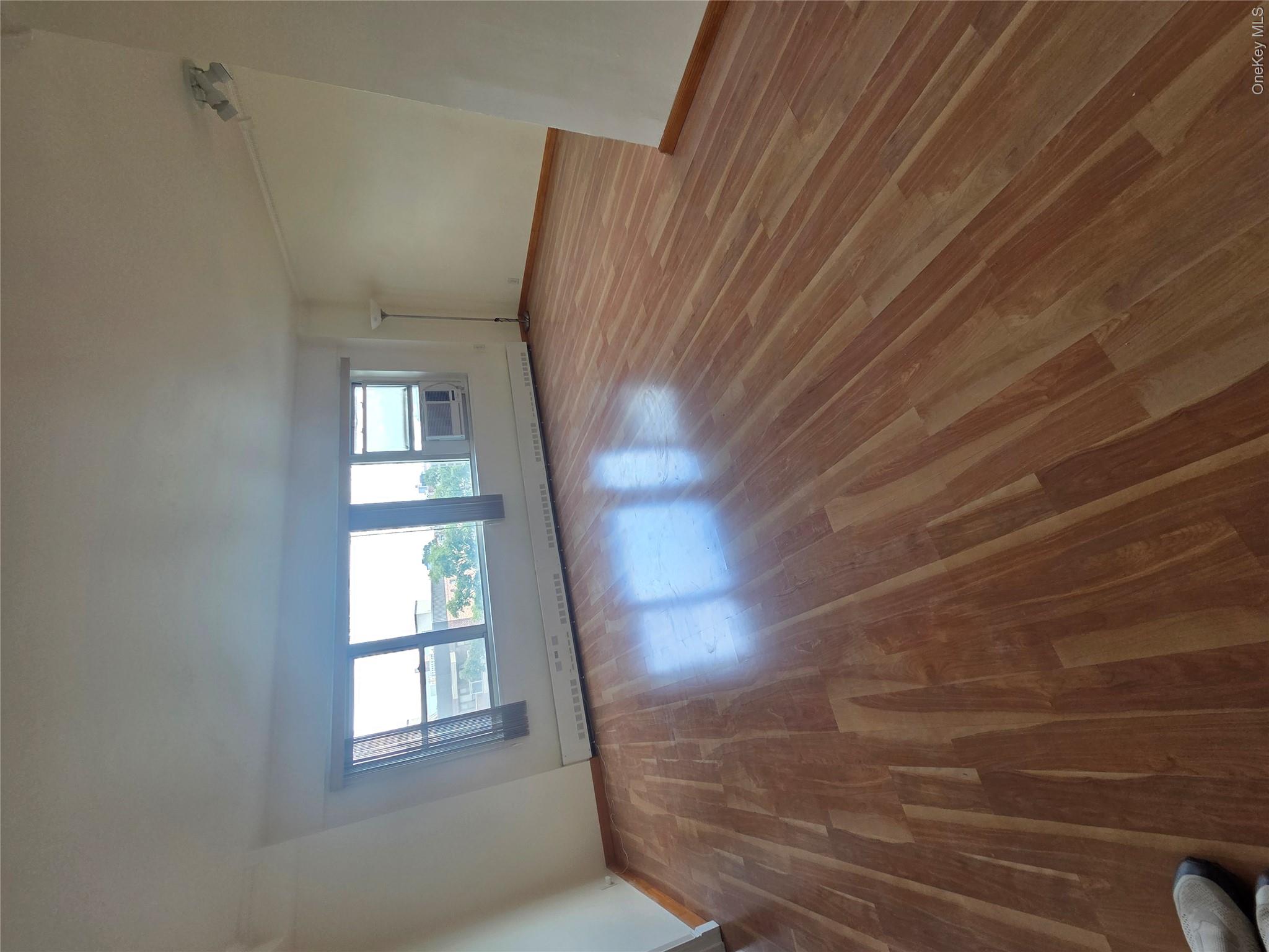 9 W Fordham Hill 7h Property Photo 6