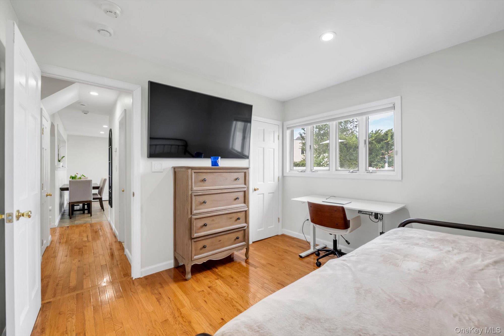 1055 Jefferson Street Property Photo 10