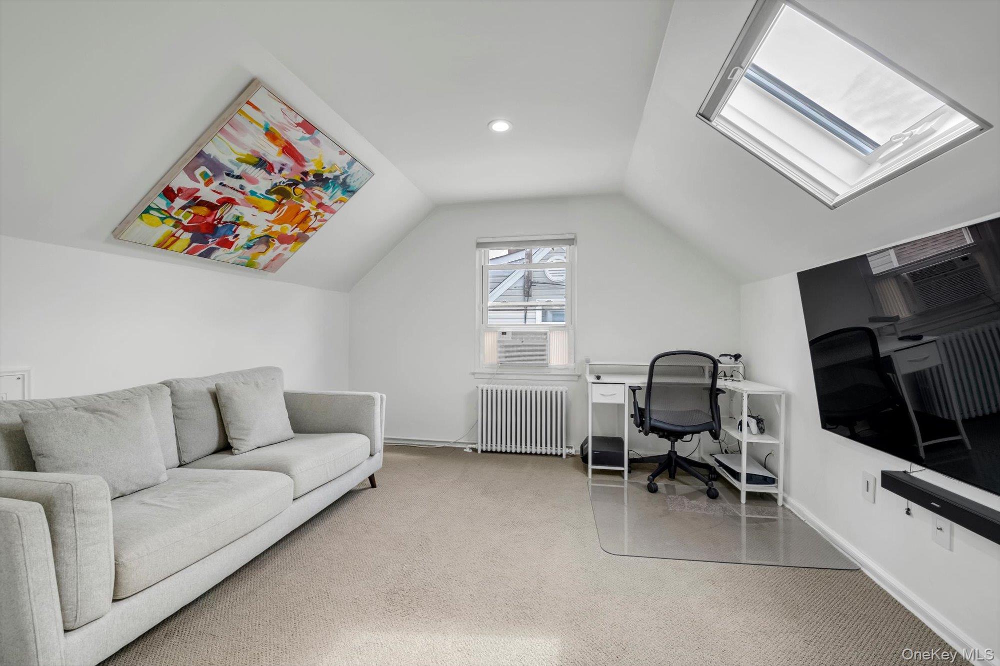 1055 Jefferson Street Property Photo 14