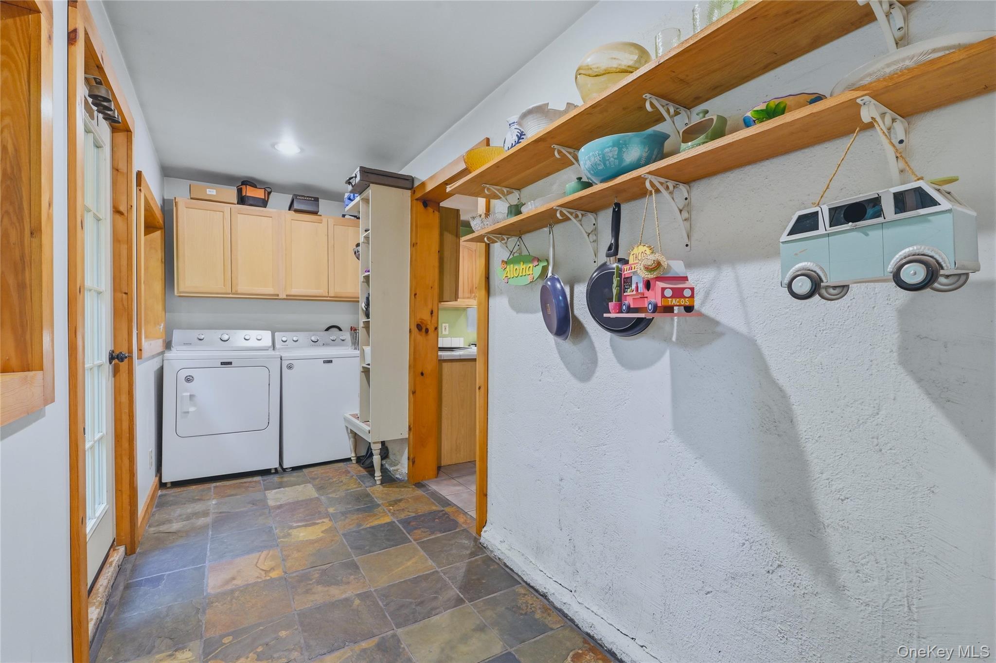 371 Crescent Avenue Property Photo 17
