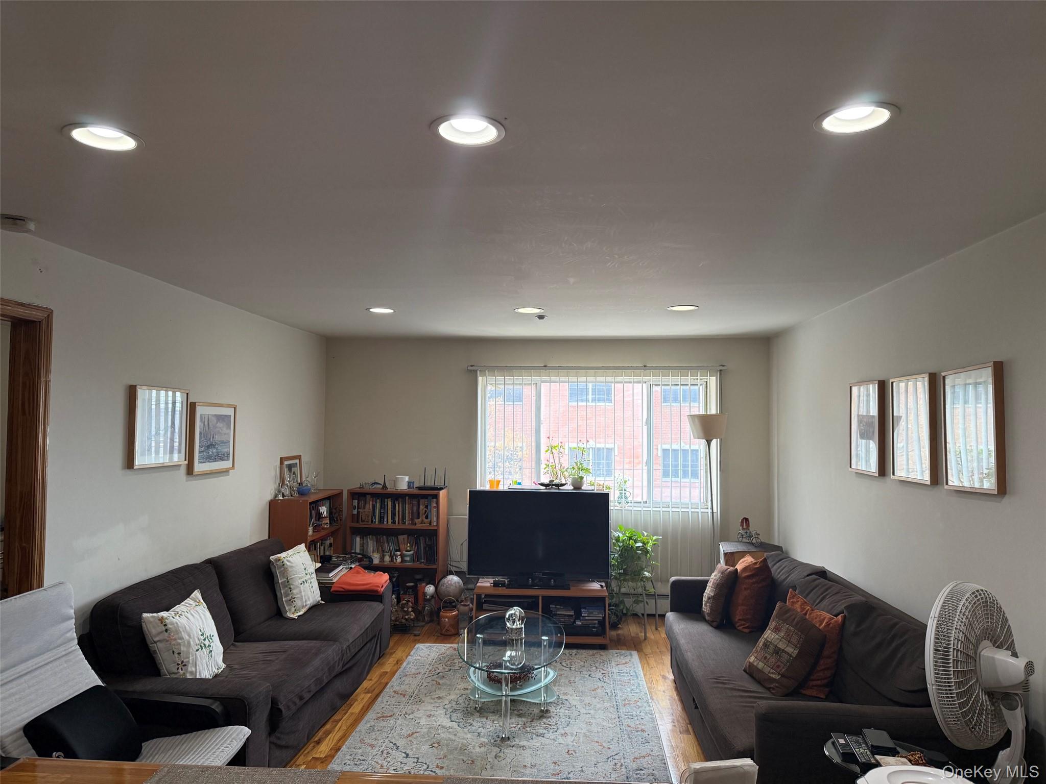 9318 170th Street Property Photo 6