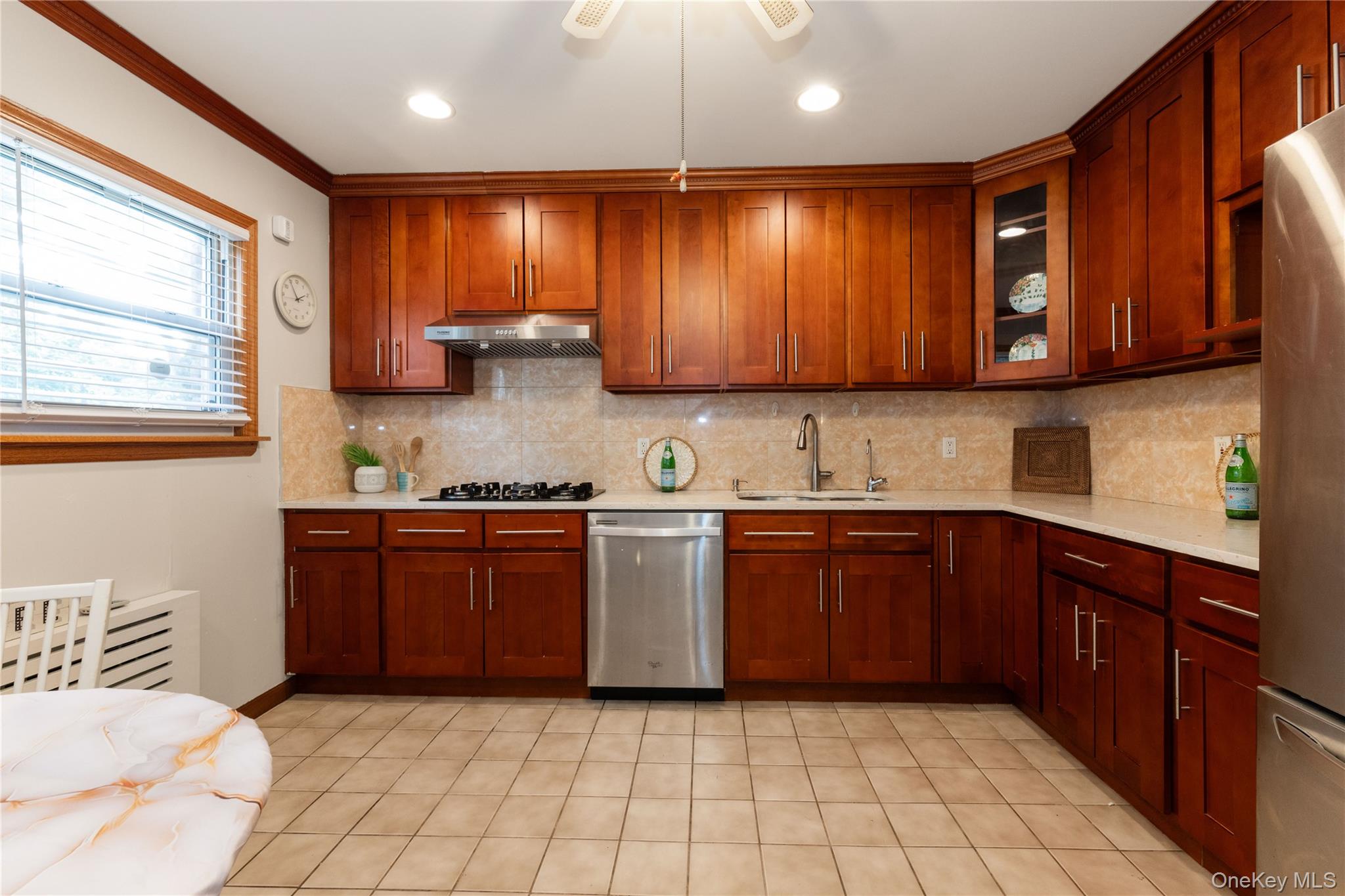 18407a 58th Avenue Property Photo 9