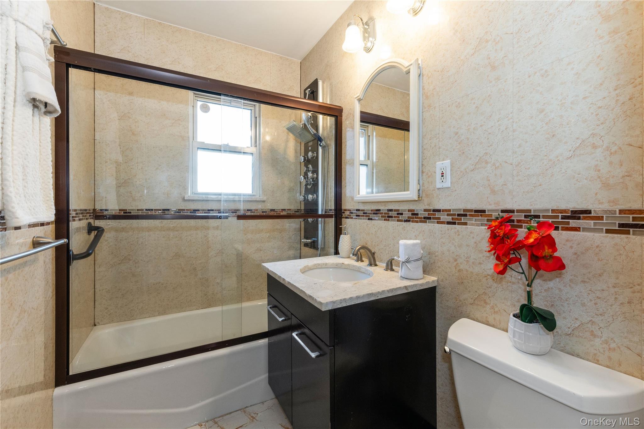 18407a 58th Avenue Property Photo 13