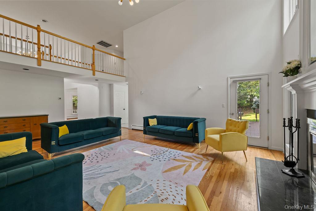 10 Golden Road Property Photo 10