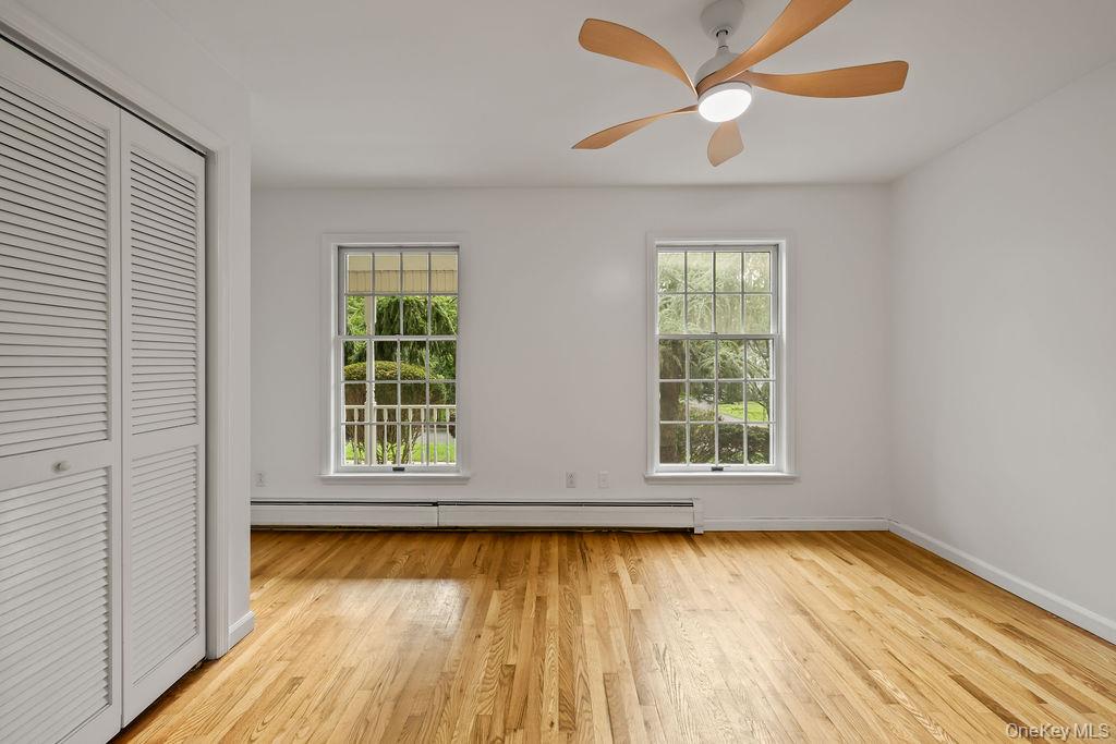 10 Golden Road Property Photo 15