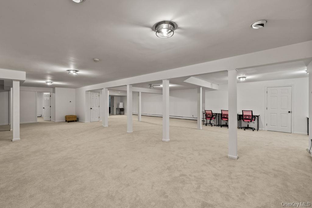 10 Golden Road Property Photo 29