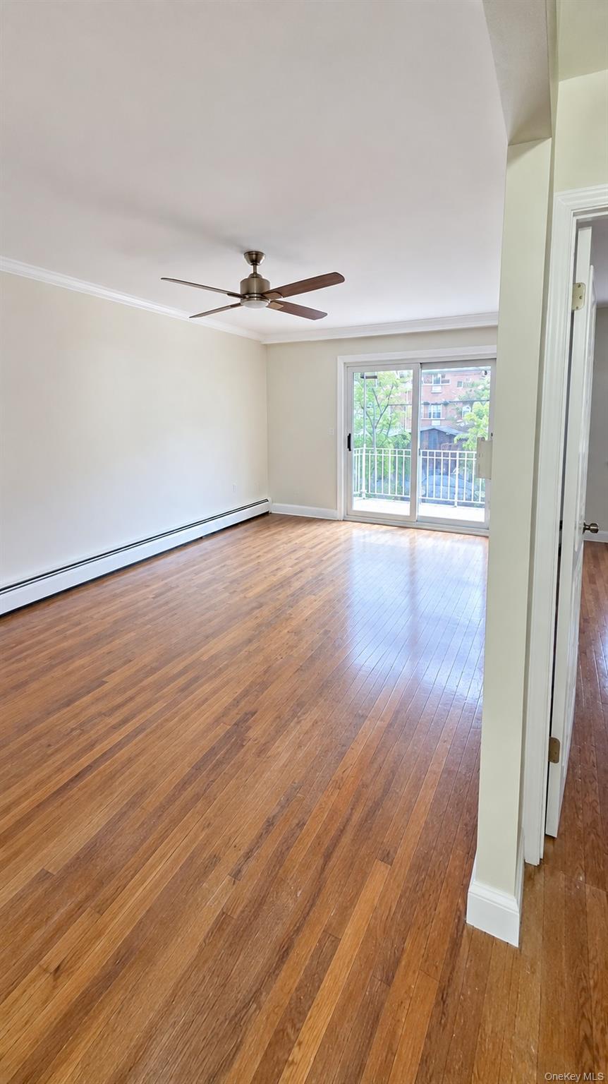 1121 Saint Lawrence Avenue Property Photo 10