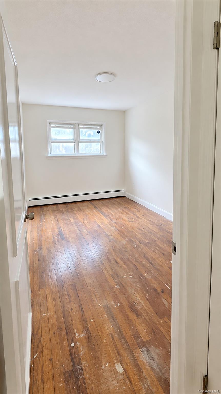 1121 Saint Lawrence Avenue Property Photo 12