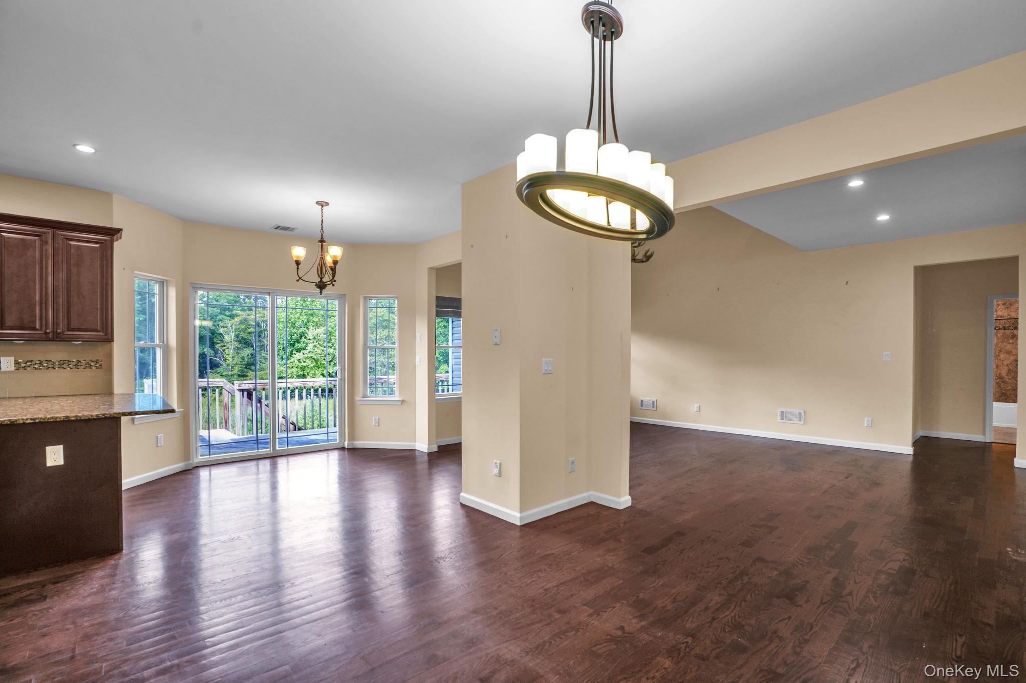 53 Highland View Place Property Photo 7