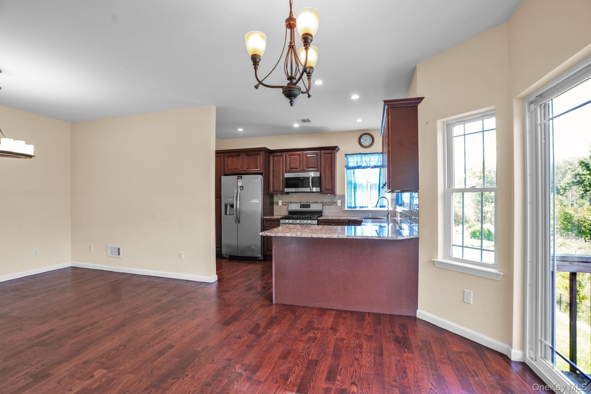 53 Highland View Place Property Photo 11