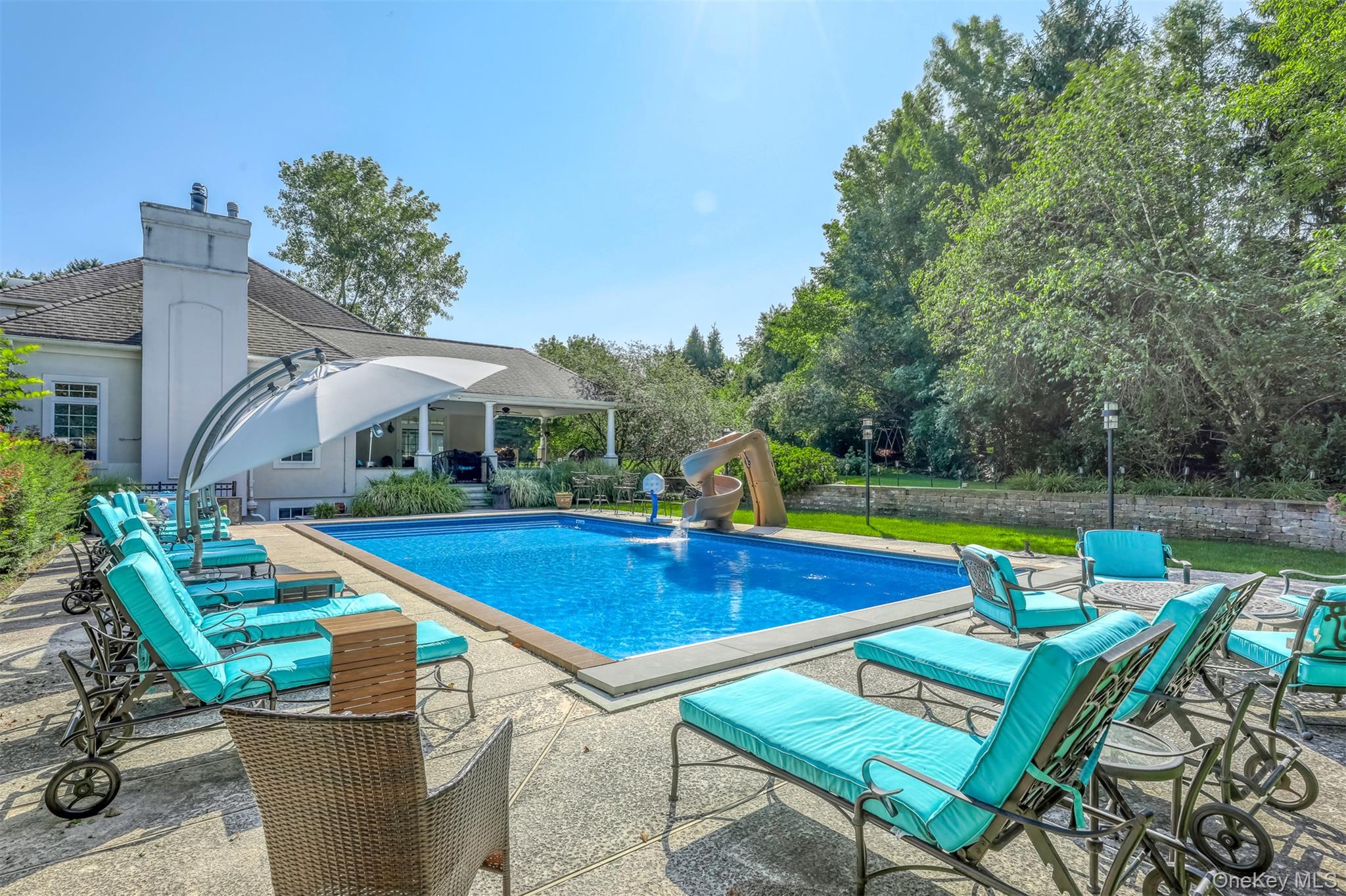 10 Cobblestone Farm Court Property Photo 7