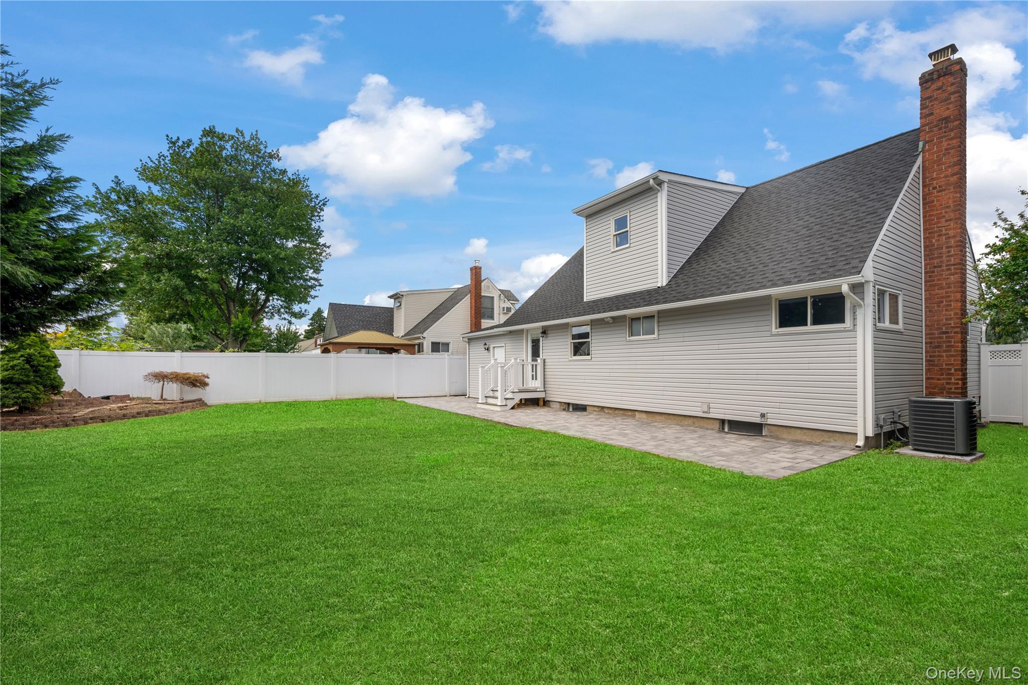 126 Lambert Avenue Property Photo 4