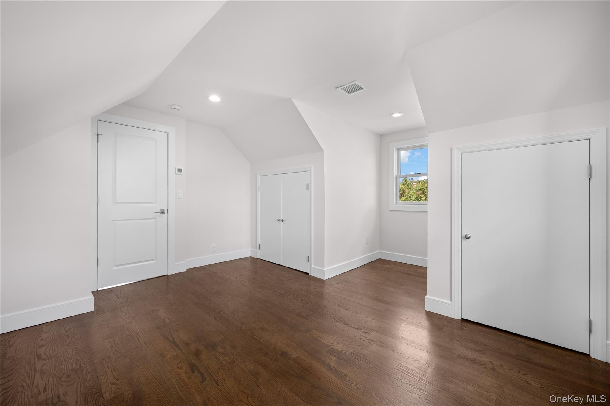 126 Lambert Avenue Property Photo 27