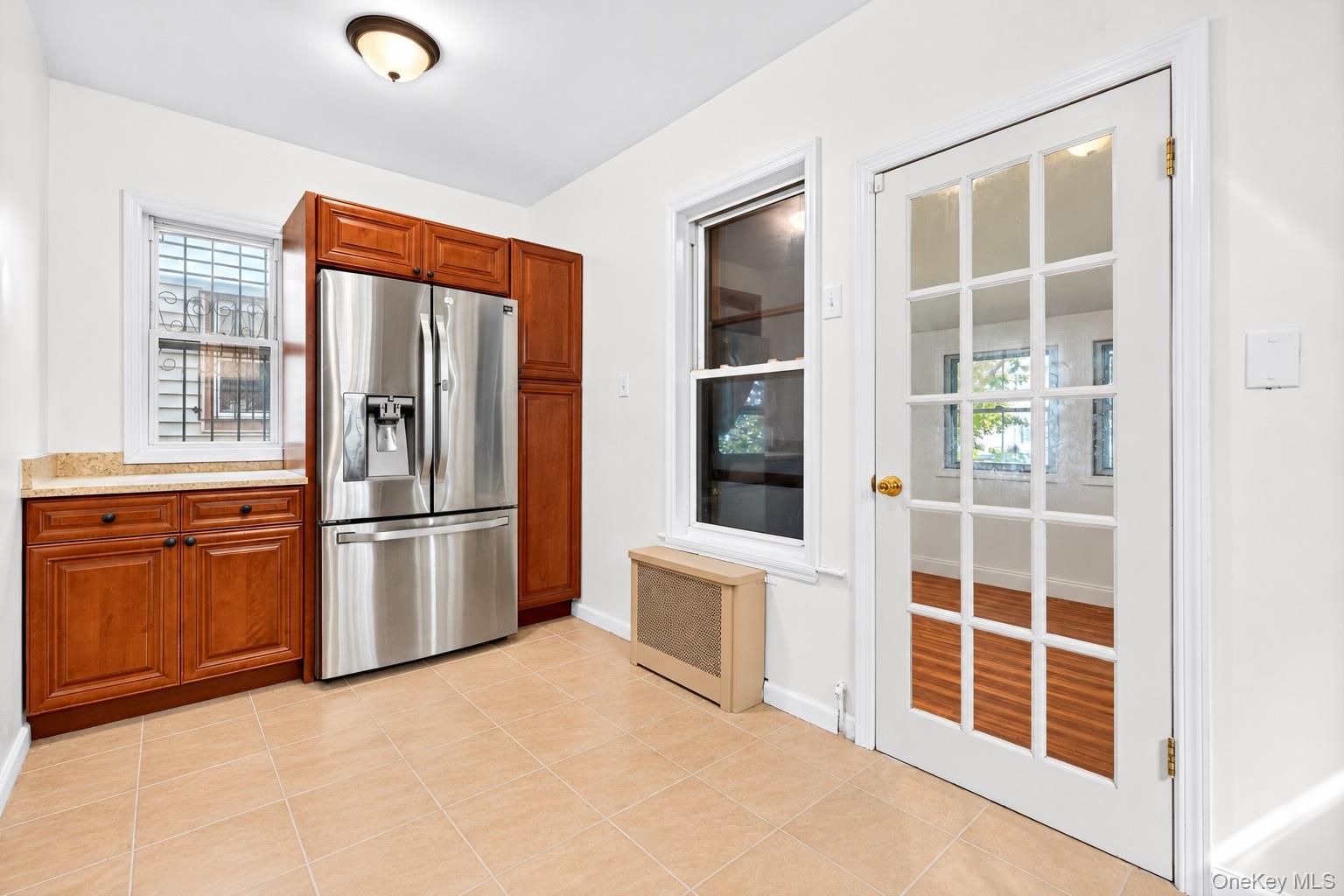 1787 Randall Avenue Property Photo 8