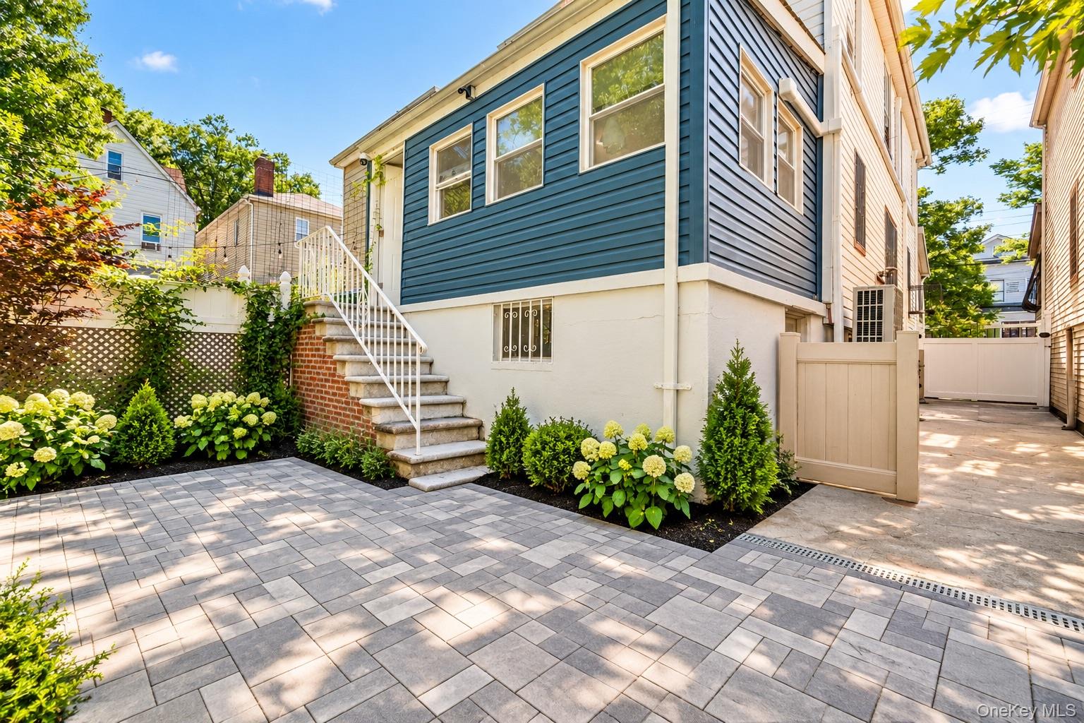 1787 Randall Avenue Property Photo 49