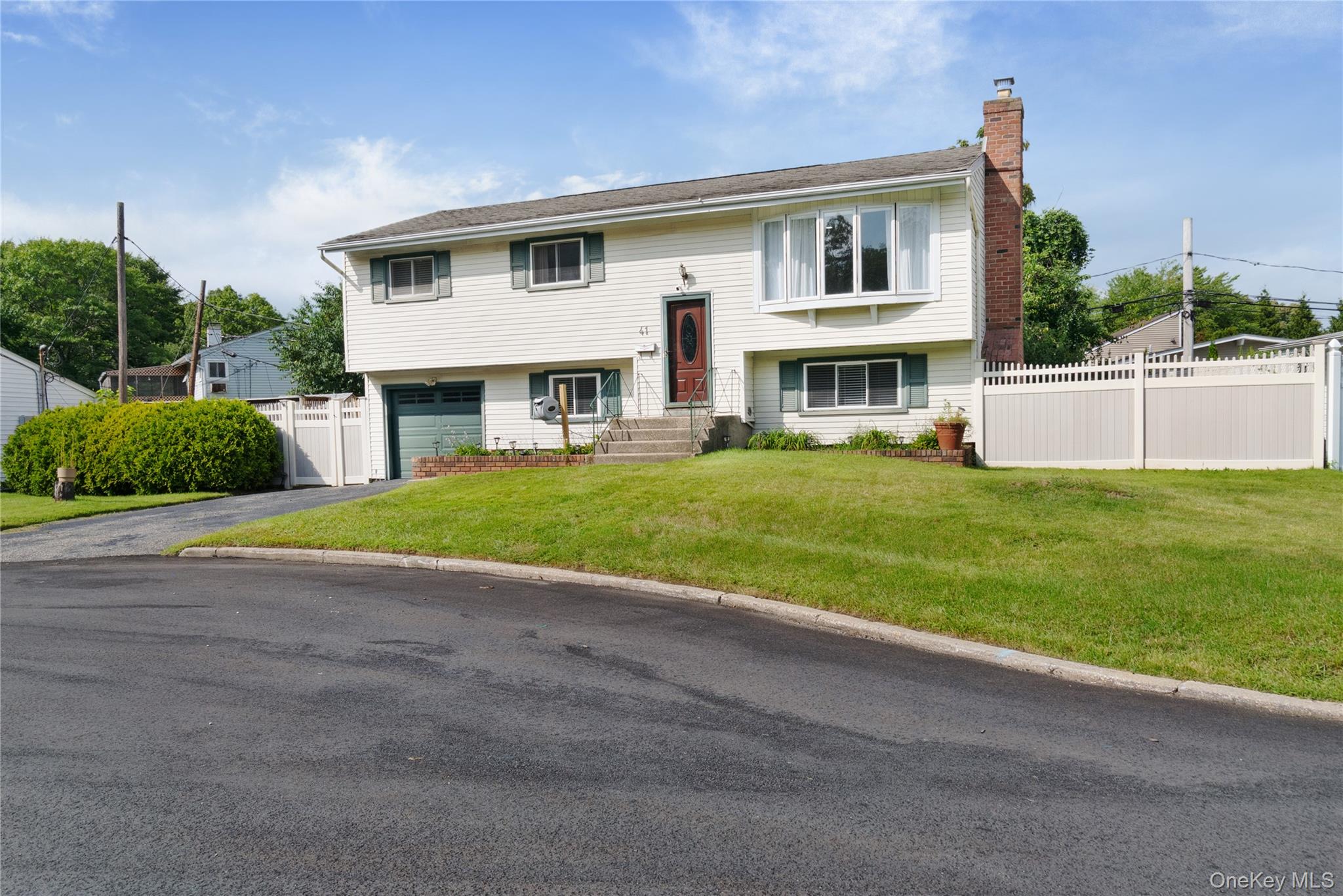 41 Richmond Street Property Photo 2