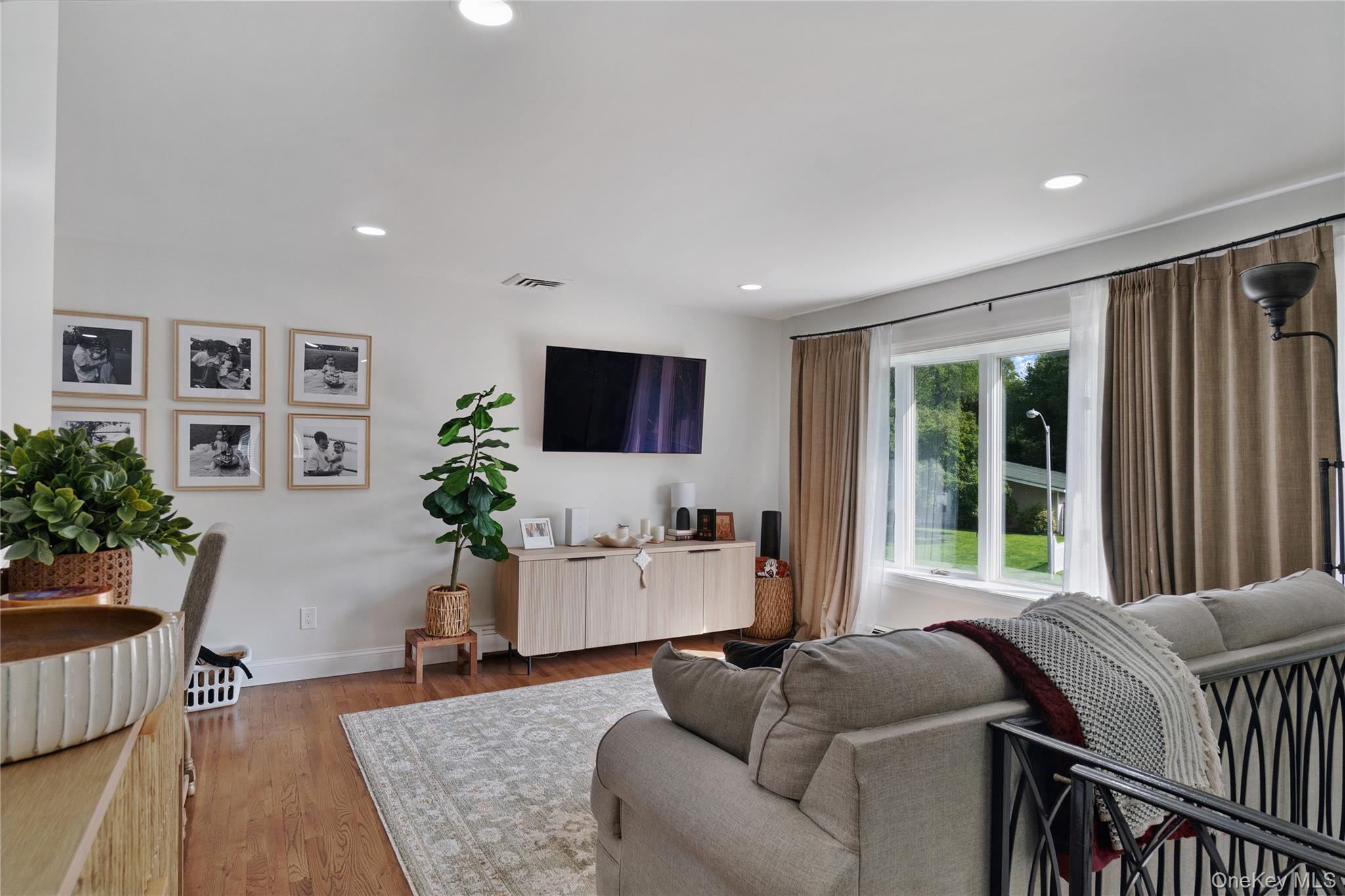41 Richmond Street Property Photo 4
