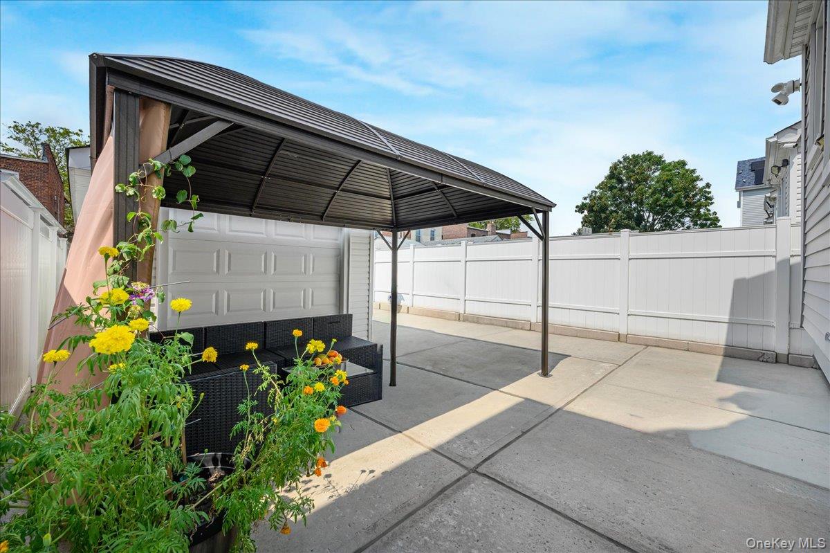 11428 130th Street Property Photo 18