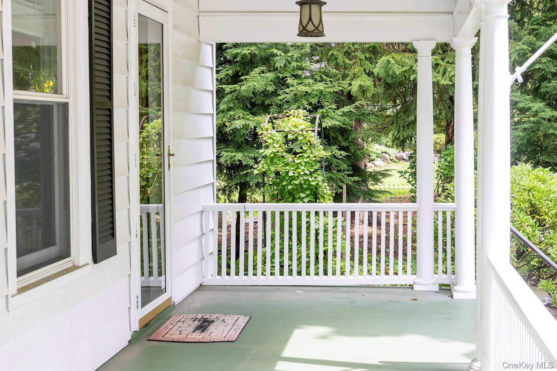 3315 Franklin Avenue Property Photo 5