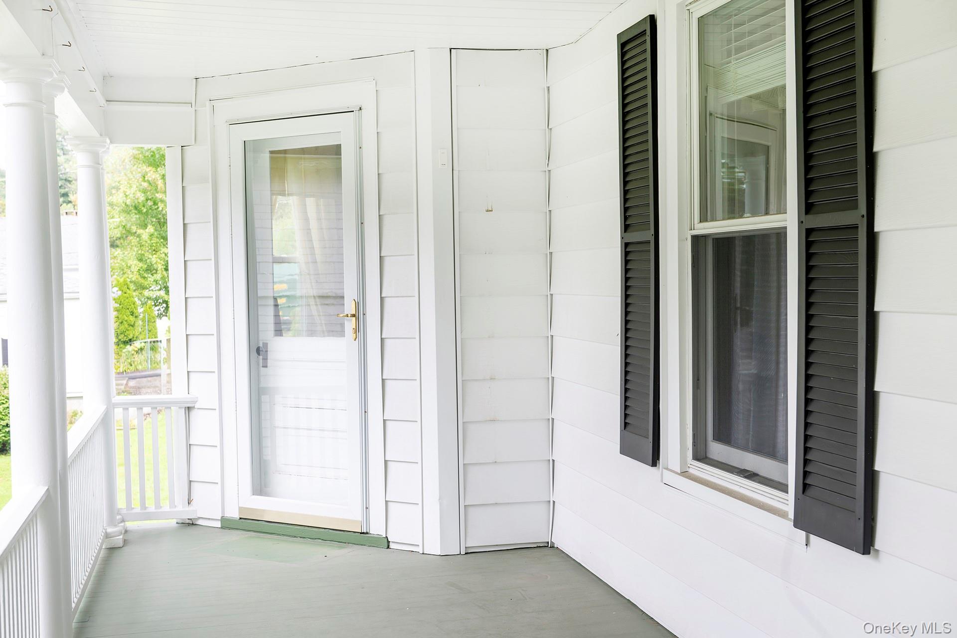 3315 Franklin Avenue Property Photo 7