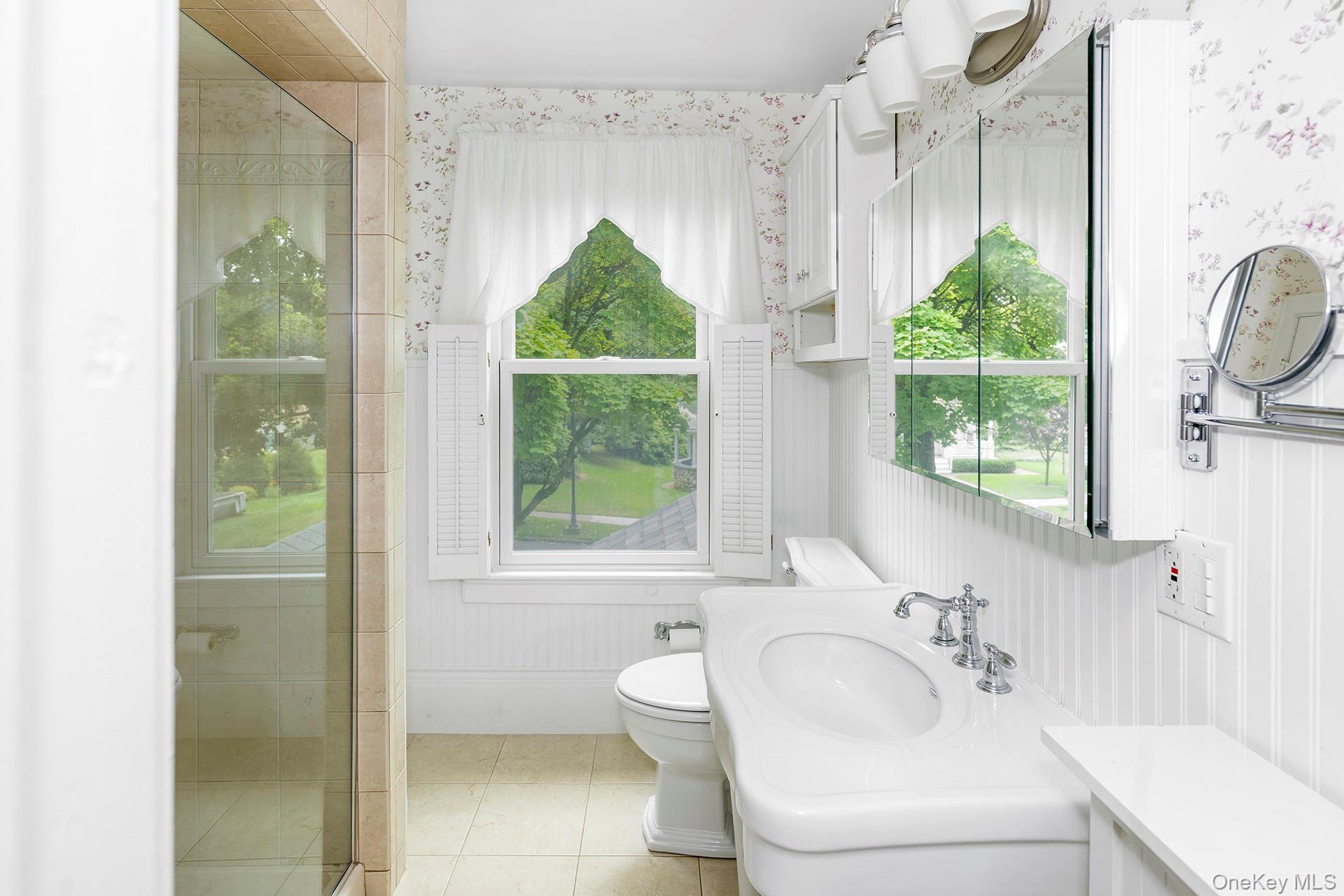 3315 Franklin Avenue Property Photo 27