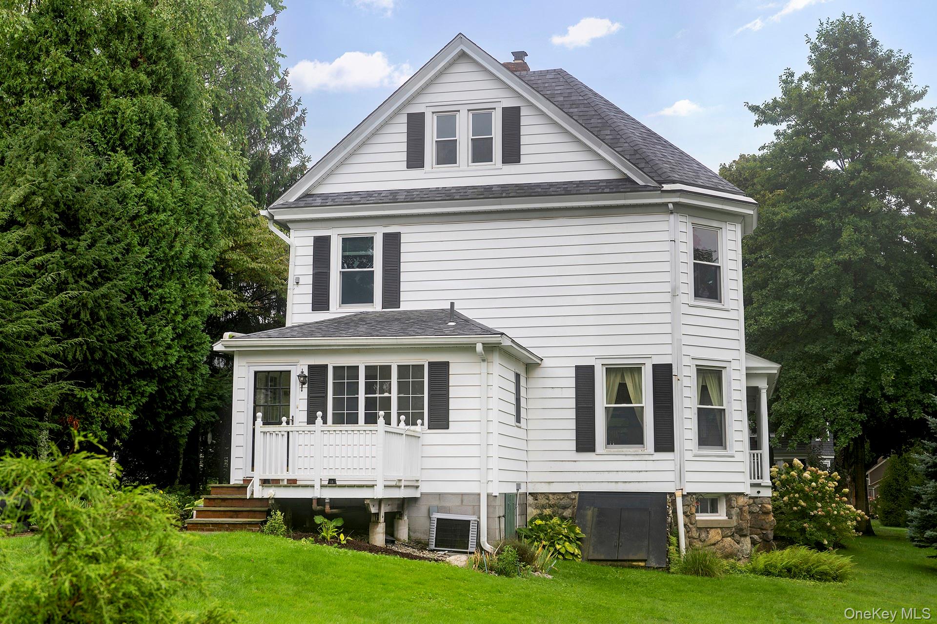 3315 Franklin Avenue Property Photo 33