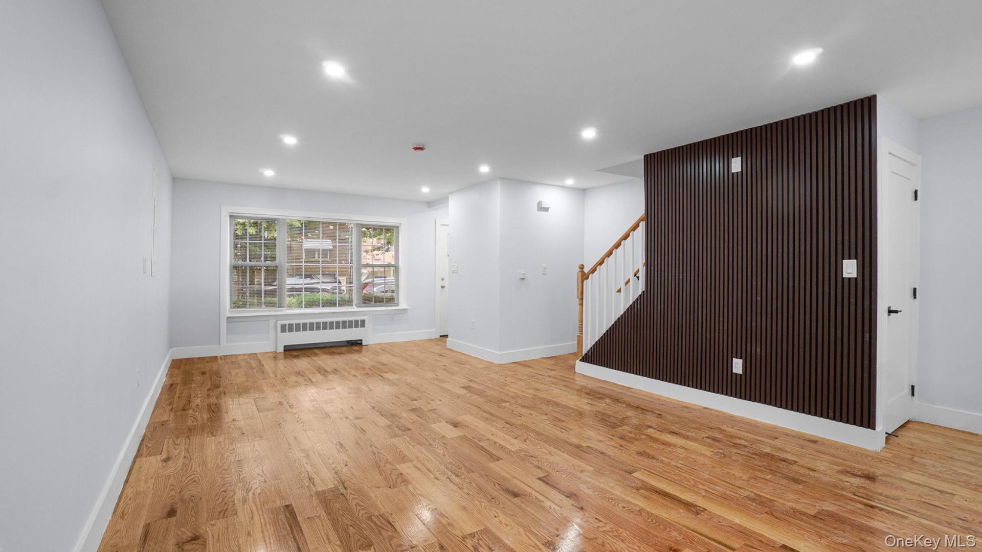 4081 Grace Avenue Property Photo 9