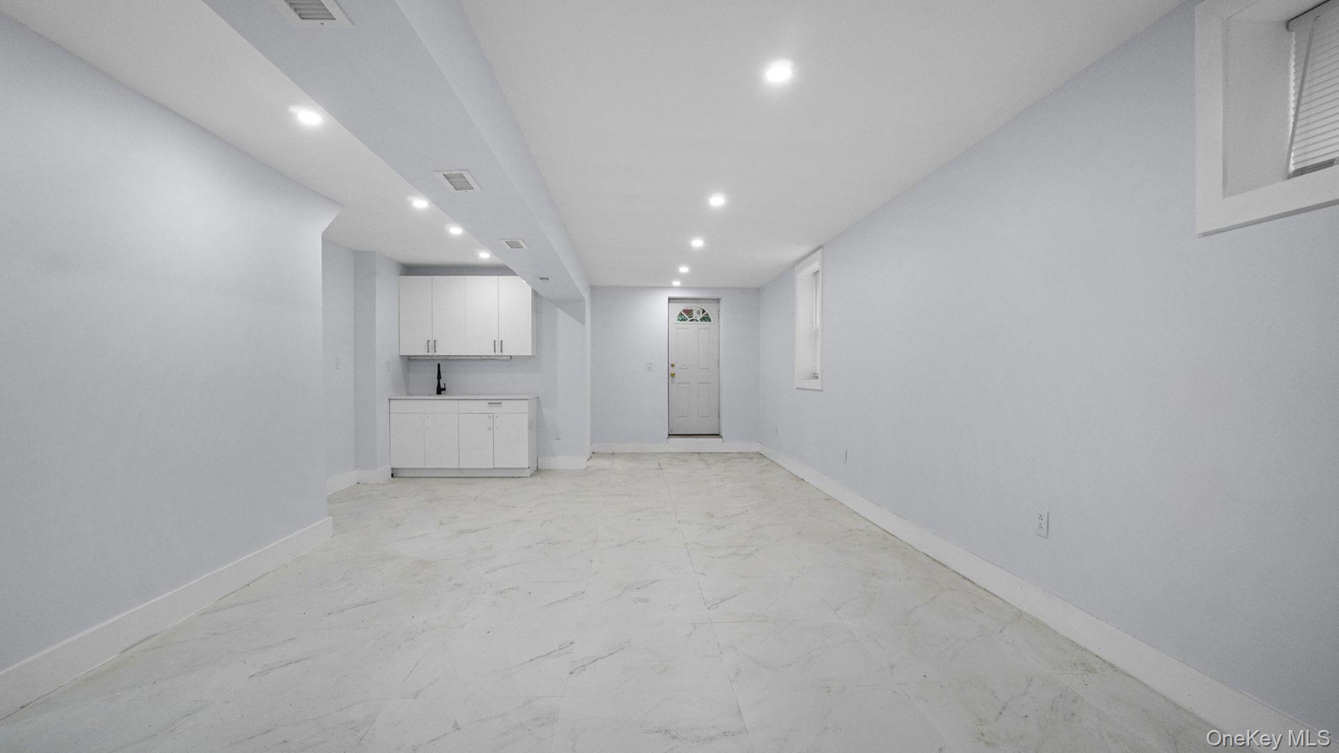 4081 Grace Avenue Property Photo 16