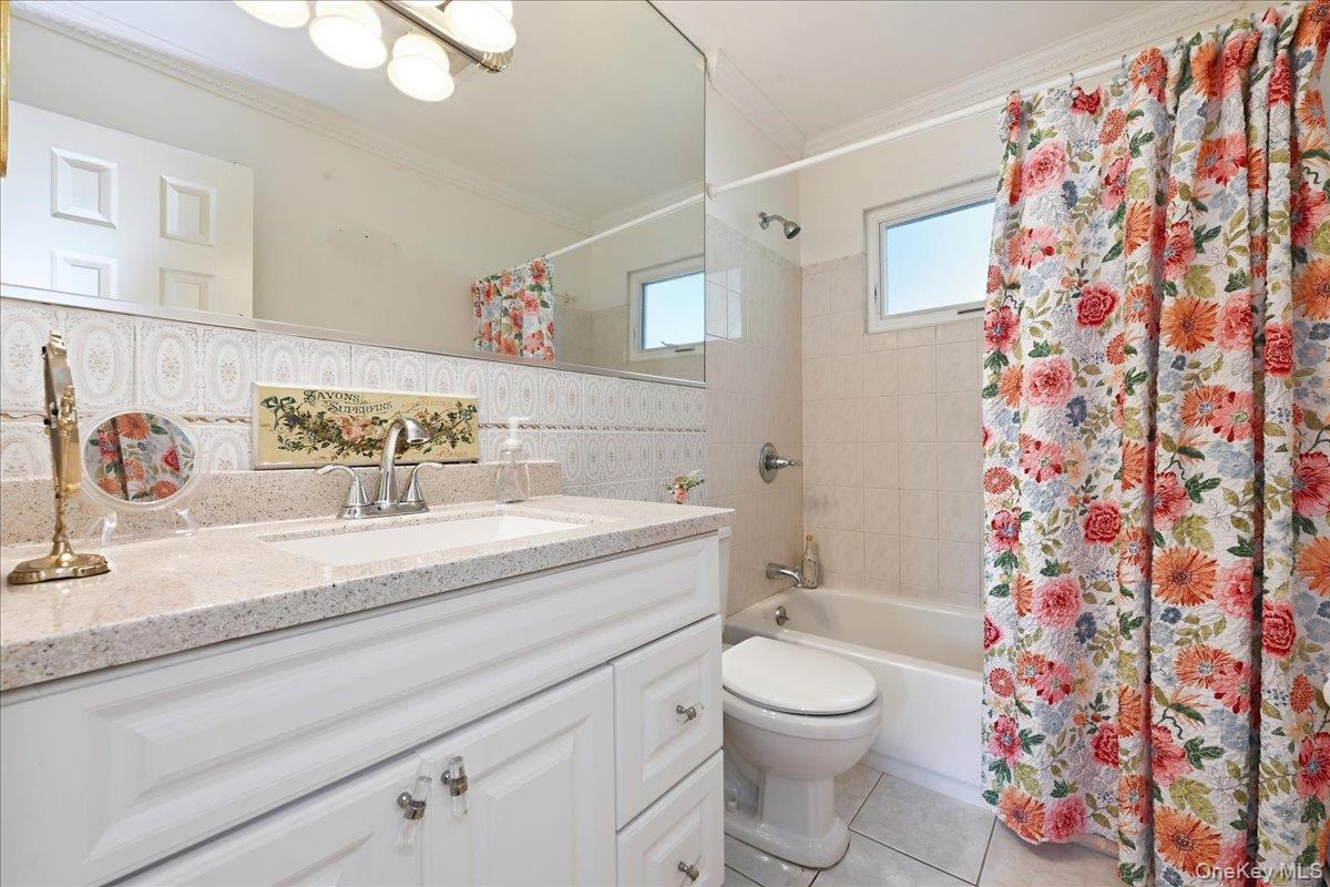25 W Oakdale Street Property Photo 14