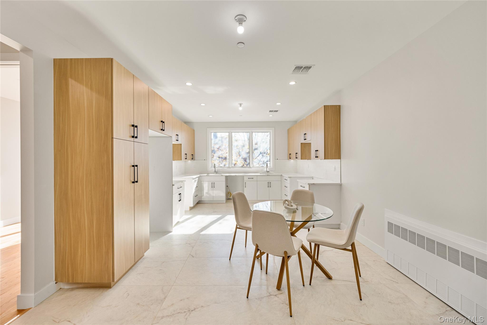 17 Lazer Court 201 Property Photo 17