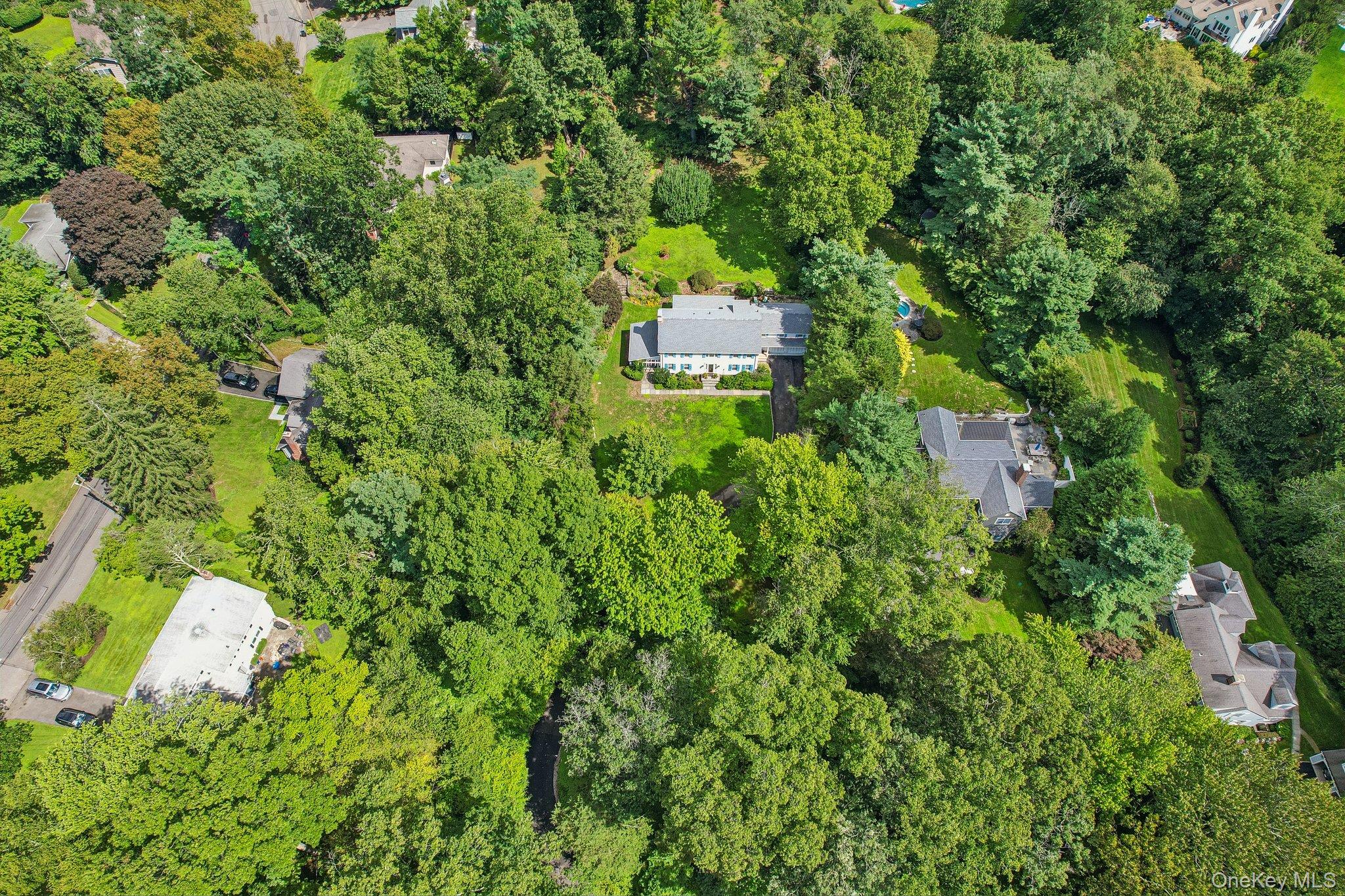 16 Edgewood Drive Property Photo 33