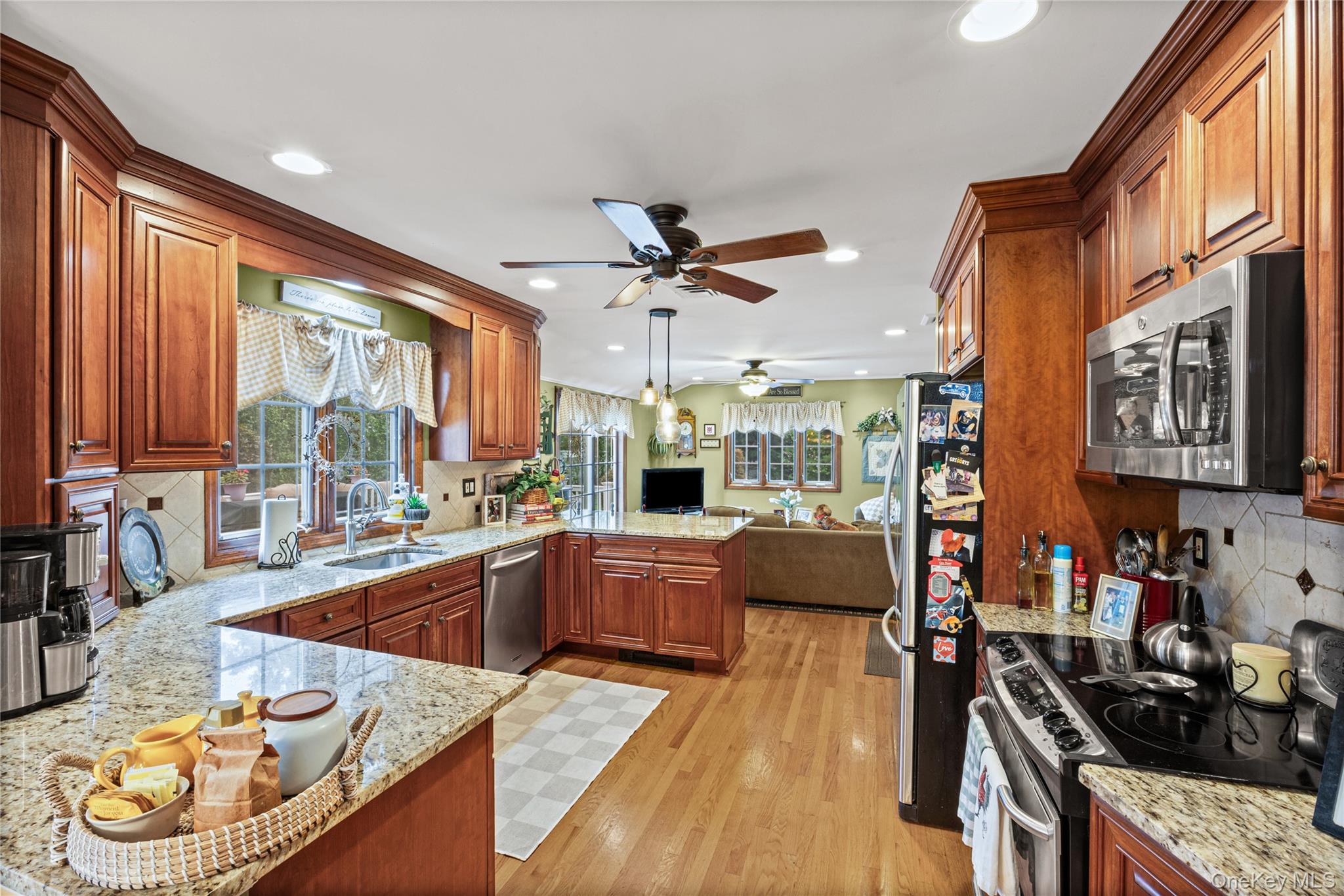 67 Broadway Property Photo 19