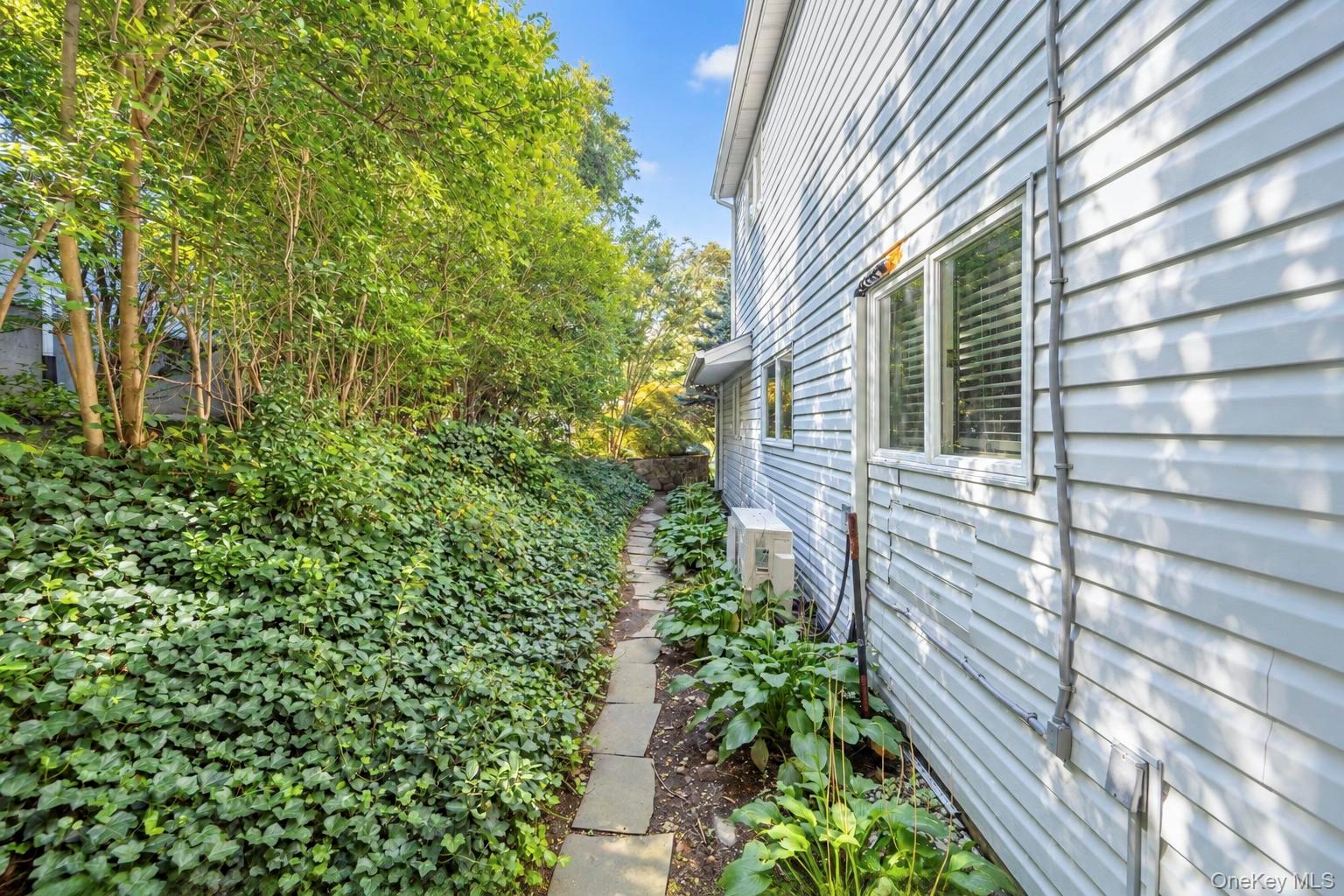 23 Pimlico Drive Property Photo 42