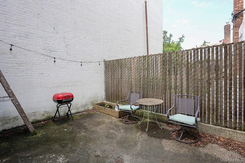 25-30 36th Avenue Property Photo 25