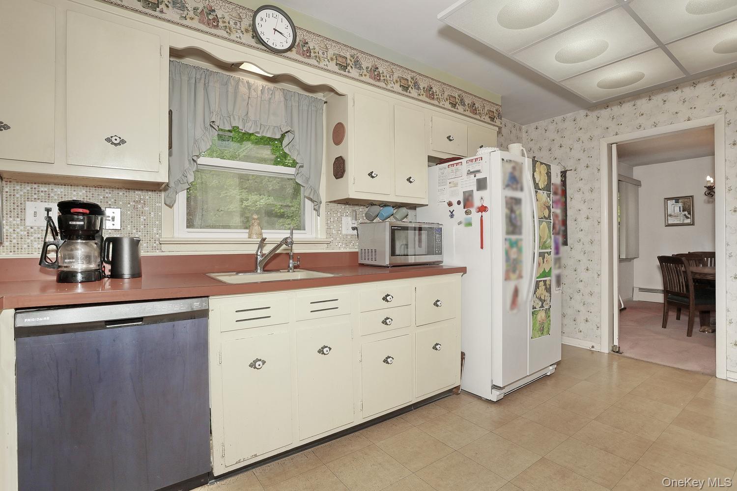 30 Pacific Avenue Property Photo 15