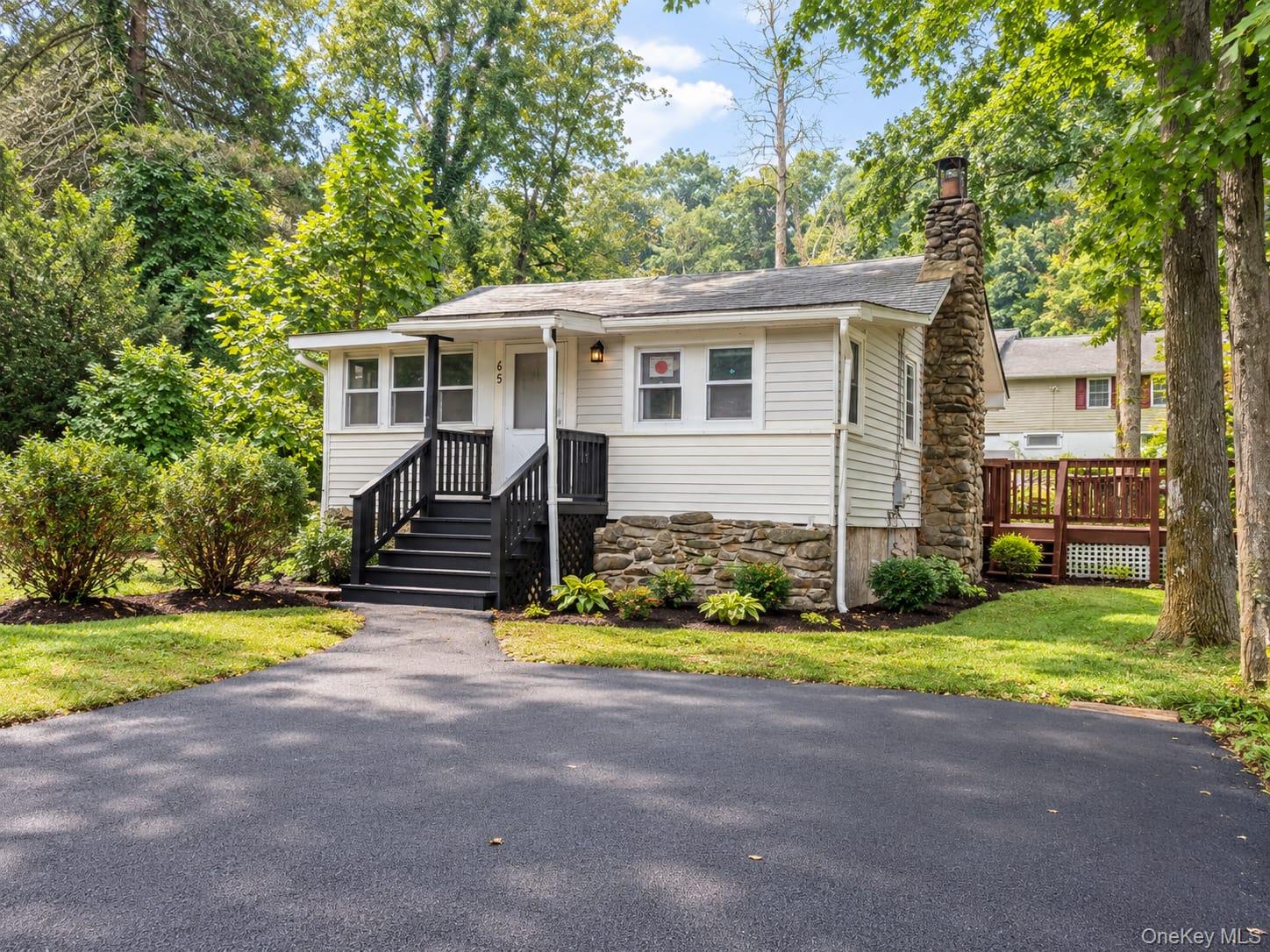 65 Glenwood Road Property Photo 1