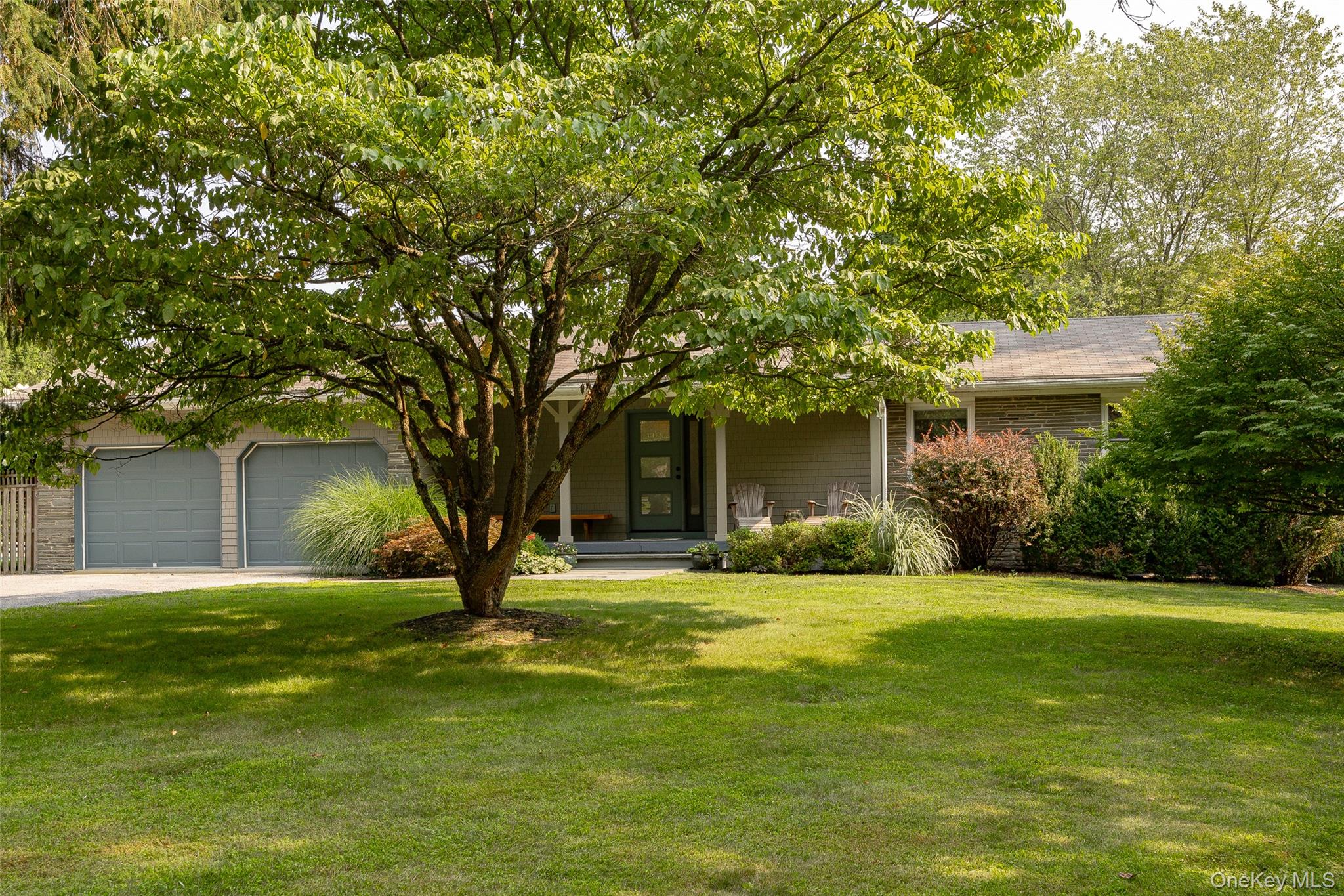 62 Frost Road Property Photo 2