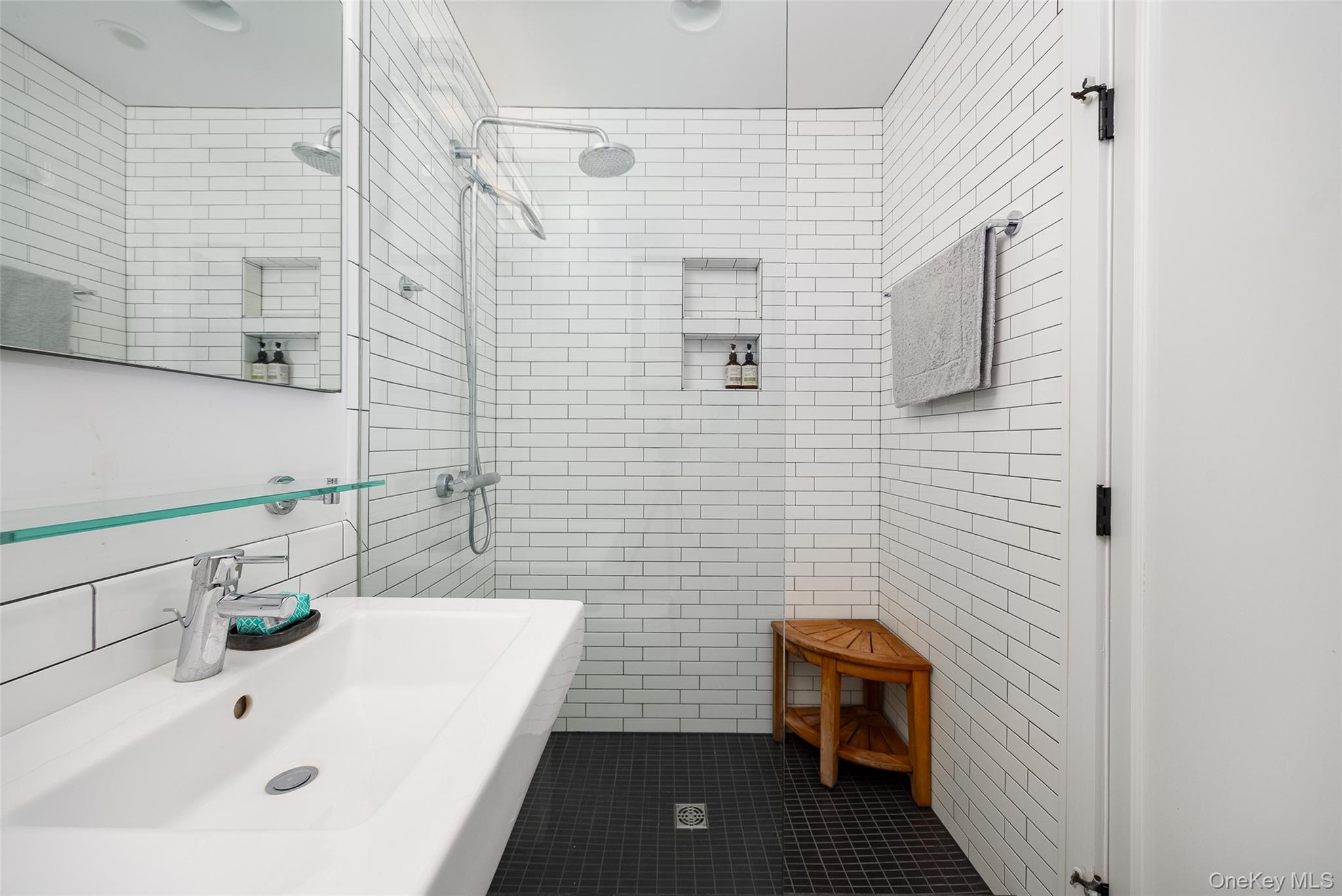 62 Frost Road Property Photo 17