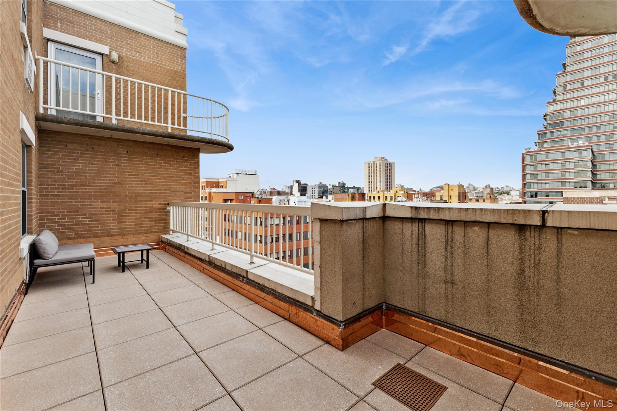 1831 Madison Avenue 8i Property Photo 6