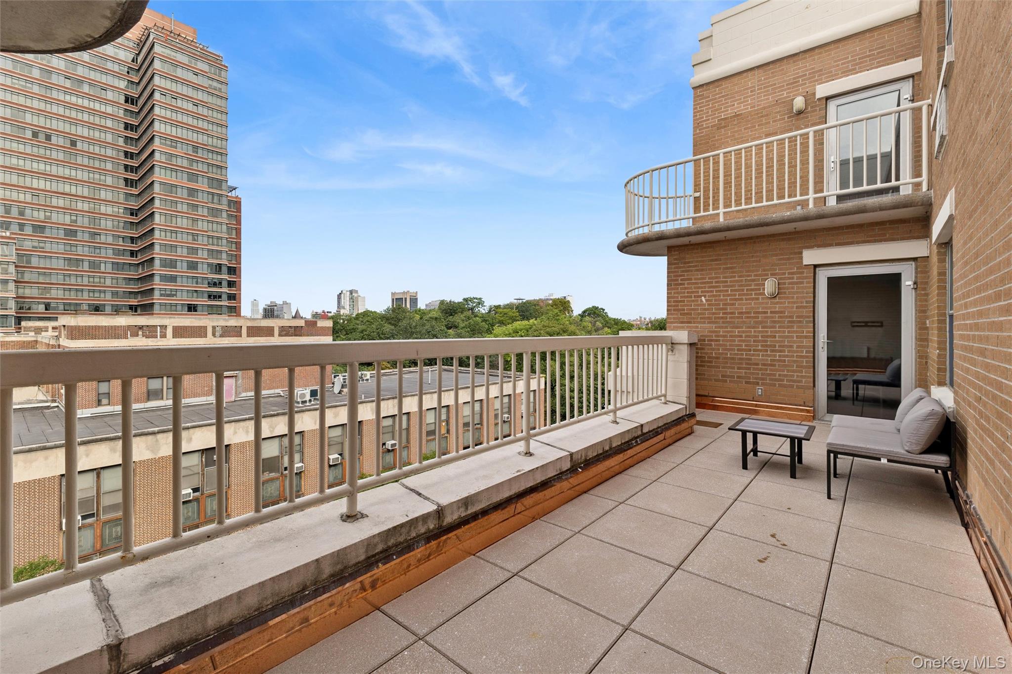 1831 Madison Avenue 8i Property Photo 7