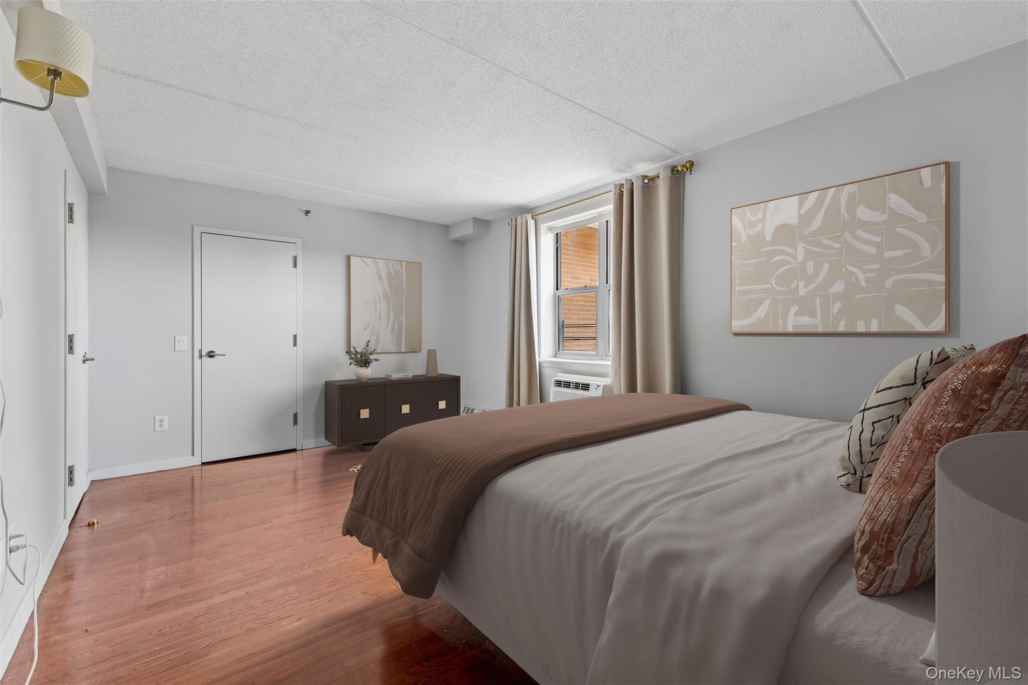 1831 Madison Avenue 8i Property Photo 9
