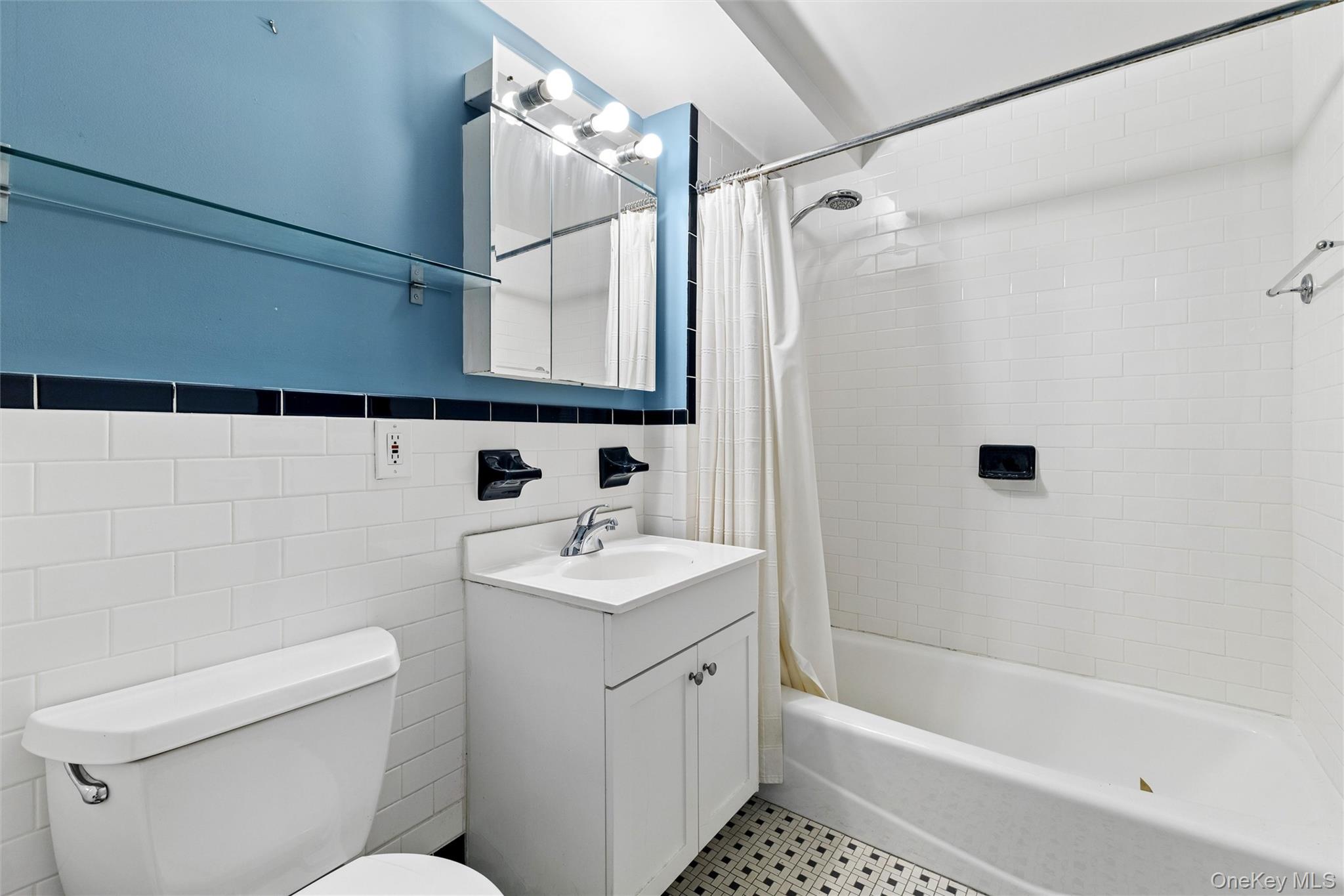 1831 Madison Avenue 8i Property Photo 12