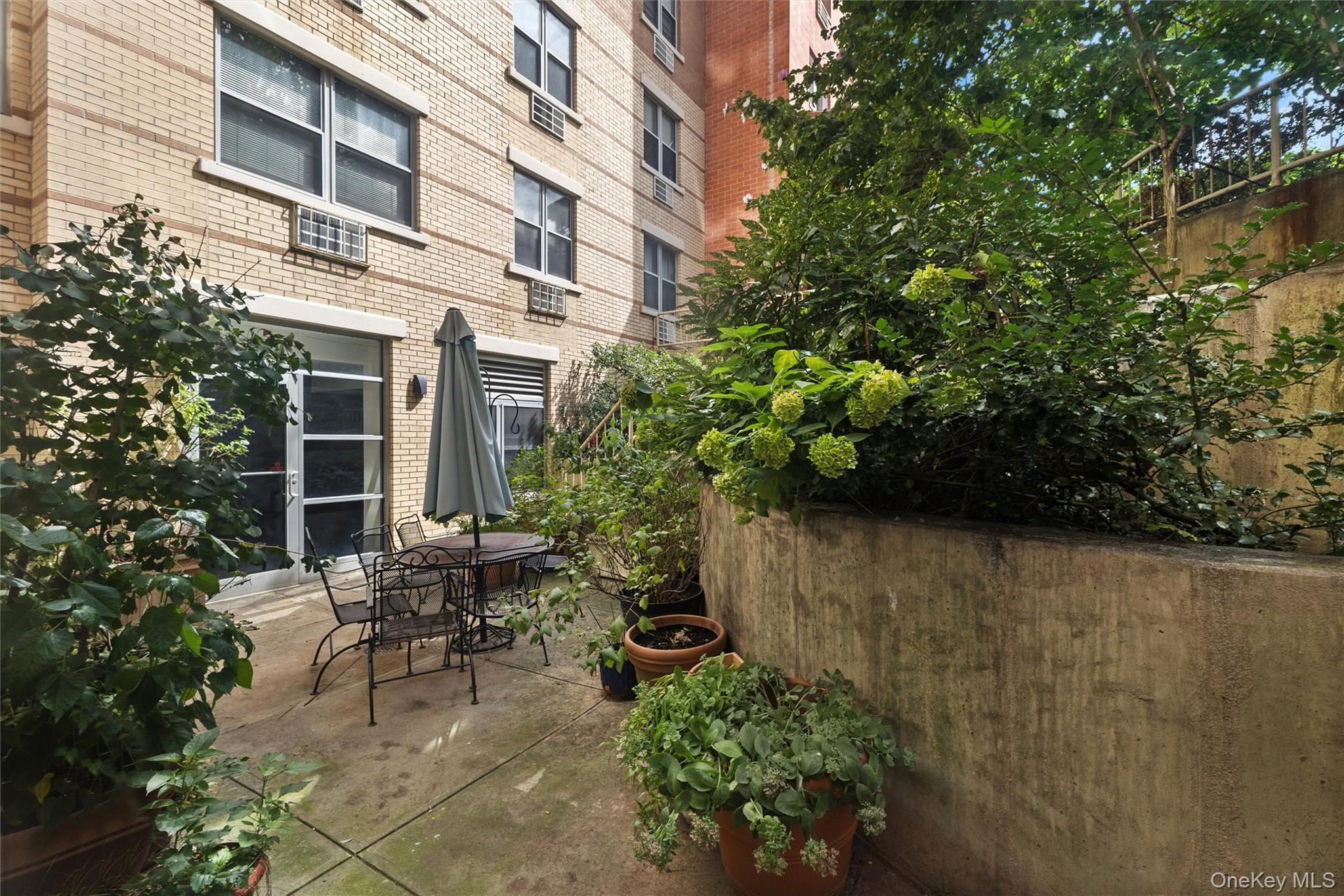 1831 Madison Avenue 8i Property Photo 15
