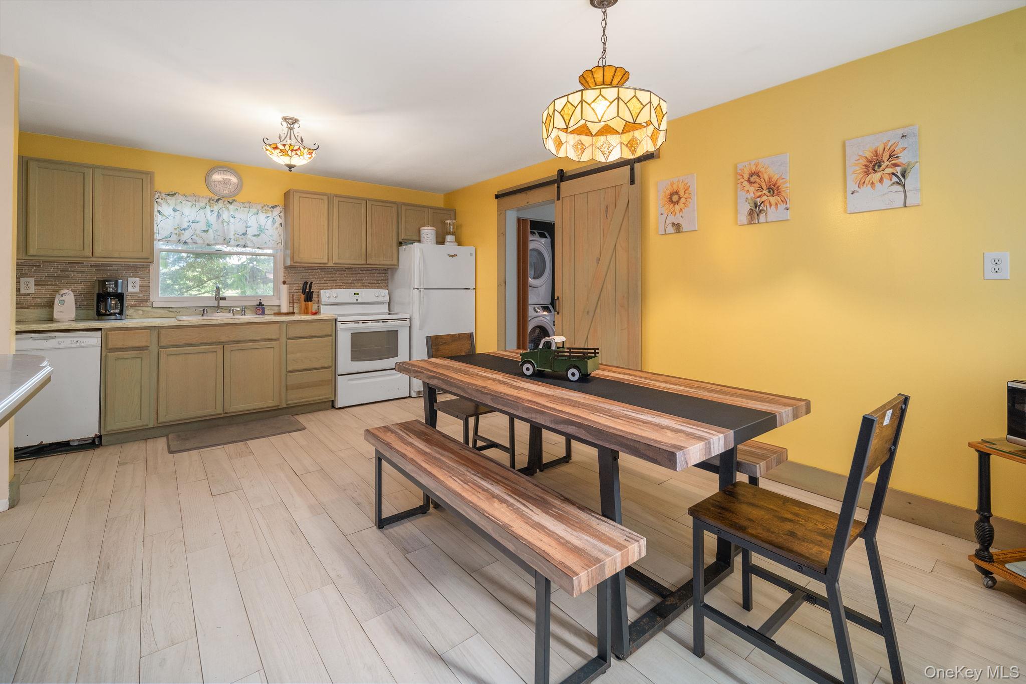 5206 Town Brook Road Property Photo 4