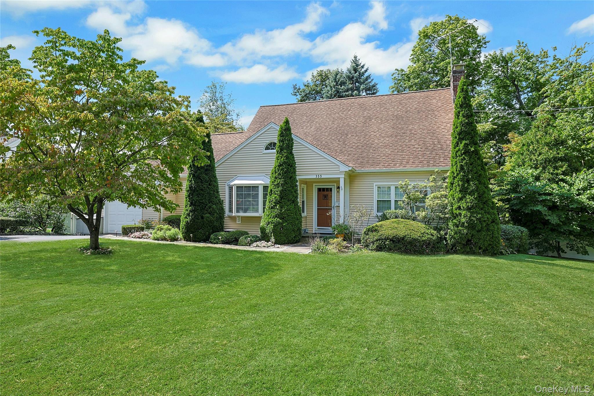 355 Fort Washington Avenue Property Photo 1