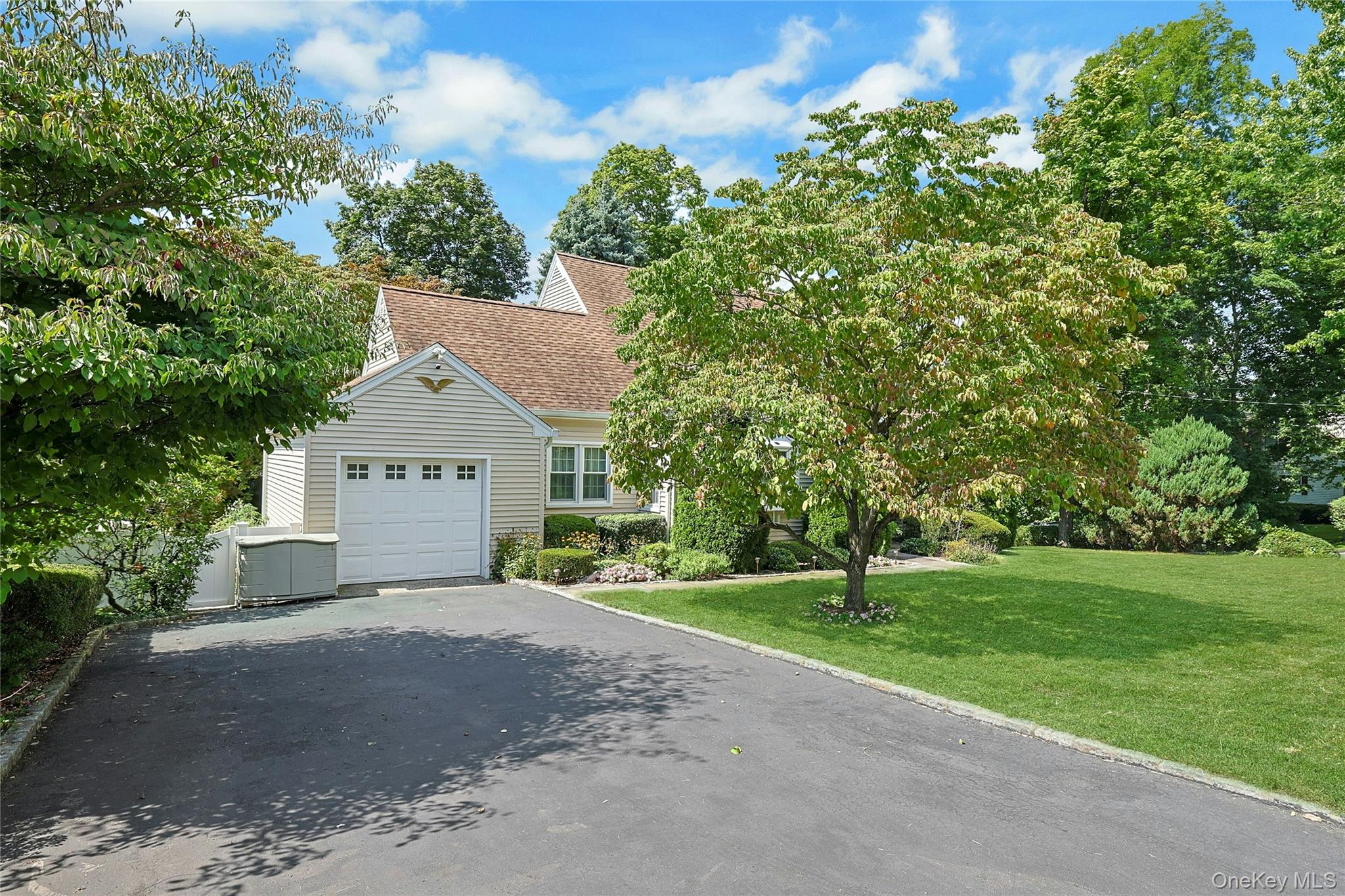 355 Fort Washington Avenue Property Photo 4
