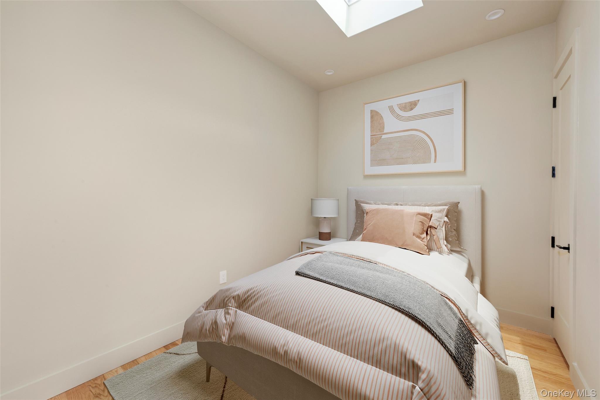 405 Irving Avenue Property Photo 28