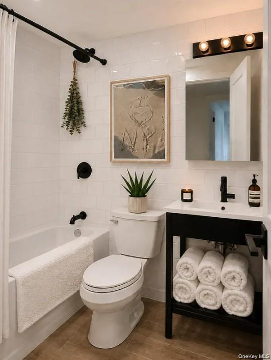 405 Irving Avenue Property Photo 41