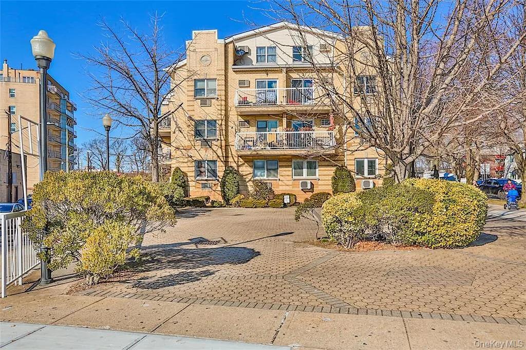 4808 Bedford Avenue 1a Property Photo 1