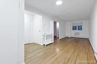 4808 Bedford Avenue 1a Property Photo 3